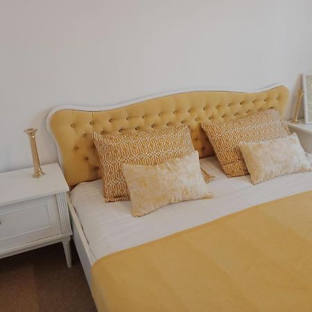 Merchantee Apartment Obor Bukarest Exteriör bild